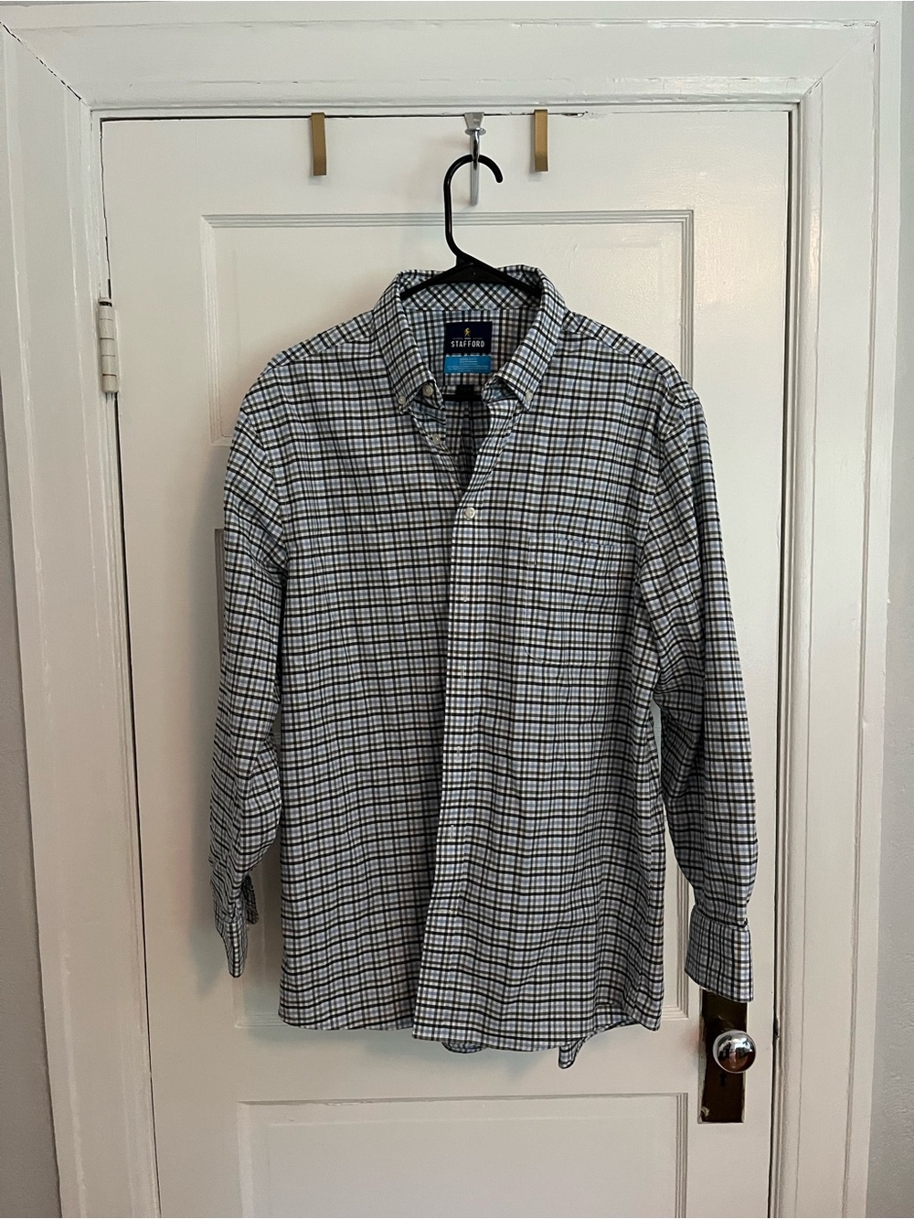 Stafford Men’s Blue & White Plaid Button-Down Shirt